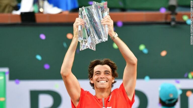 Taylor Fritz បញ្ចប់ការចាប់ផ្តើមដ៏ល្អឥតខ្ចោះរបស់ Rafael Nadal ដល់ឆ្នាំ 2022 ជាមួយនឹងជ័យជម្នះចុងក្រោយរបស់ Indian Wells