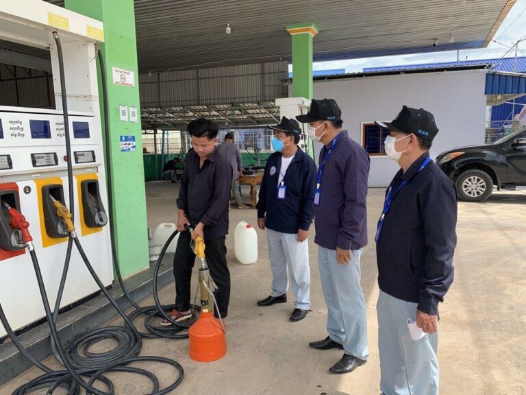 រកឃើញស្ថានីយ៍លក់ប្រេងមិនប្រក្រតី ចំនួន១១ទីតាំង នៅខេត្តកណ្តាល